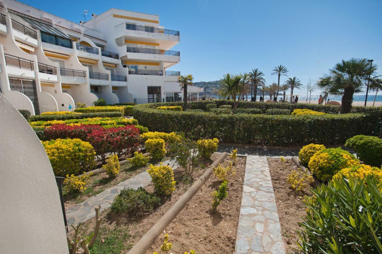 Apartamento A Pie De Playa, Climatizado Y Parking Roses Luaran gambar